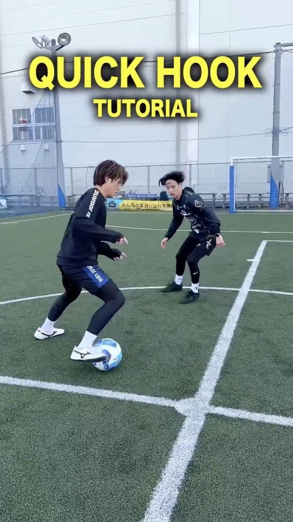 LEARN THIS MAGIC SKILL🪄⚽️#shorts #football #soccer #footballskills #soccerskills